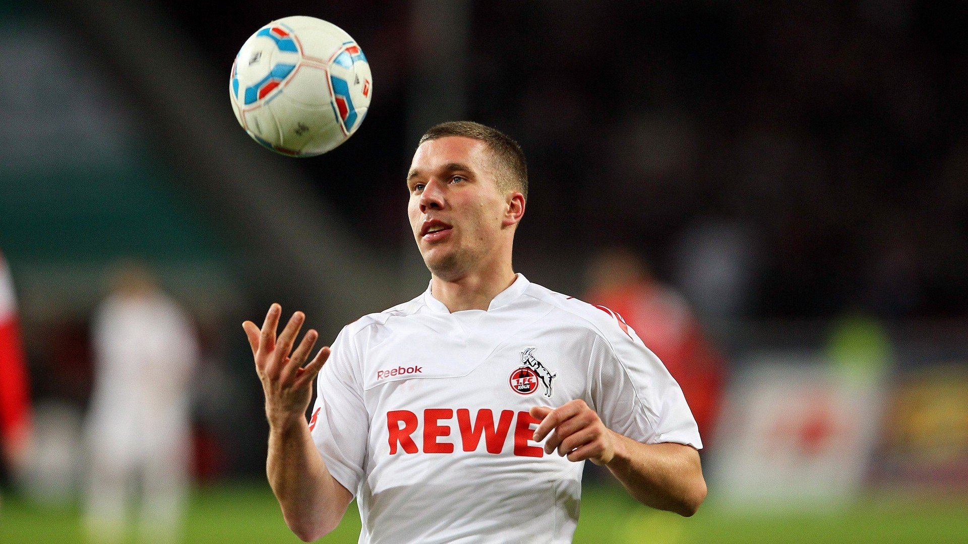 体育新闻中心启动体育AI内容创作应用示范项目,体育类新闻报道